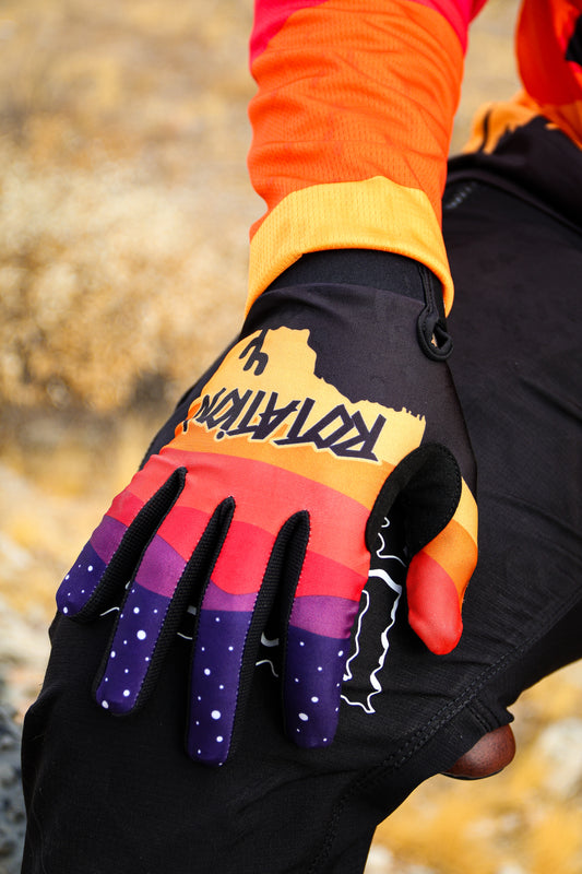 The Valley Glove